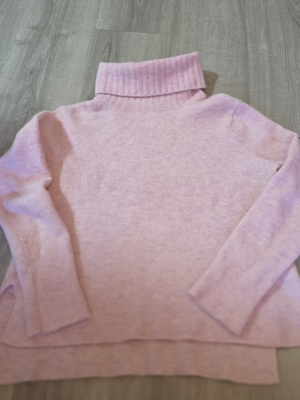 Banana Republic Women's Pink Turtleneck Sweater